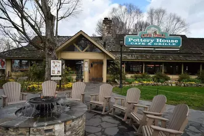 Pottery House Cafe & Grille in Pigeon Forge