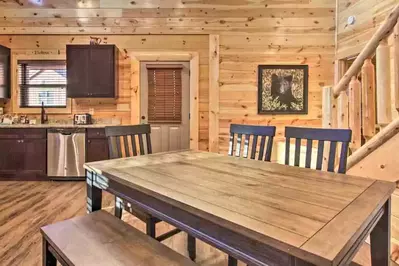 dining room table in cabin