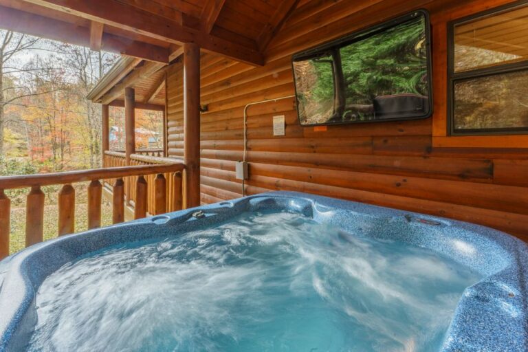 Gatlinburg Cabin - Mountain Heaven Retreat - Featured