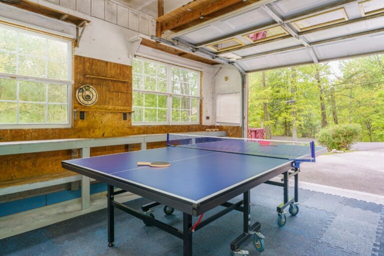 Pigeon Forge Cabin - Brennas Fox Den - Featured