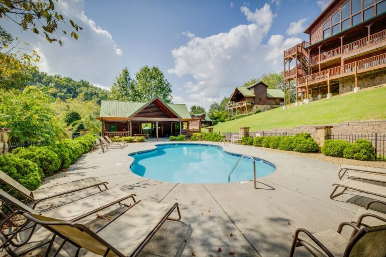 Pigeon Forge - Heavenly Escape - Featured