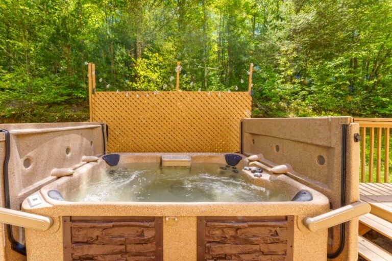 Pigeon Forge - Mountain Dreams - Featured