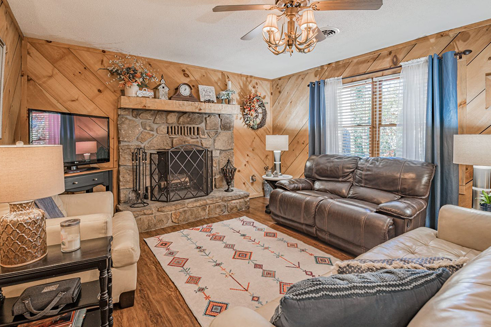 Pigeon Forge Cabin - Wooded Bliss - Featured